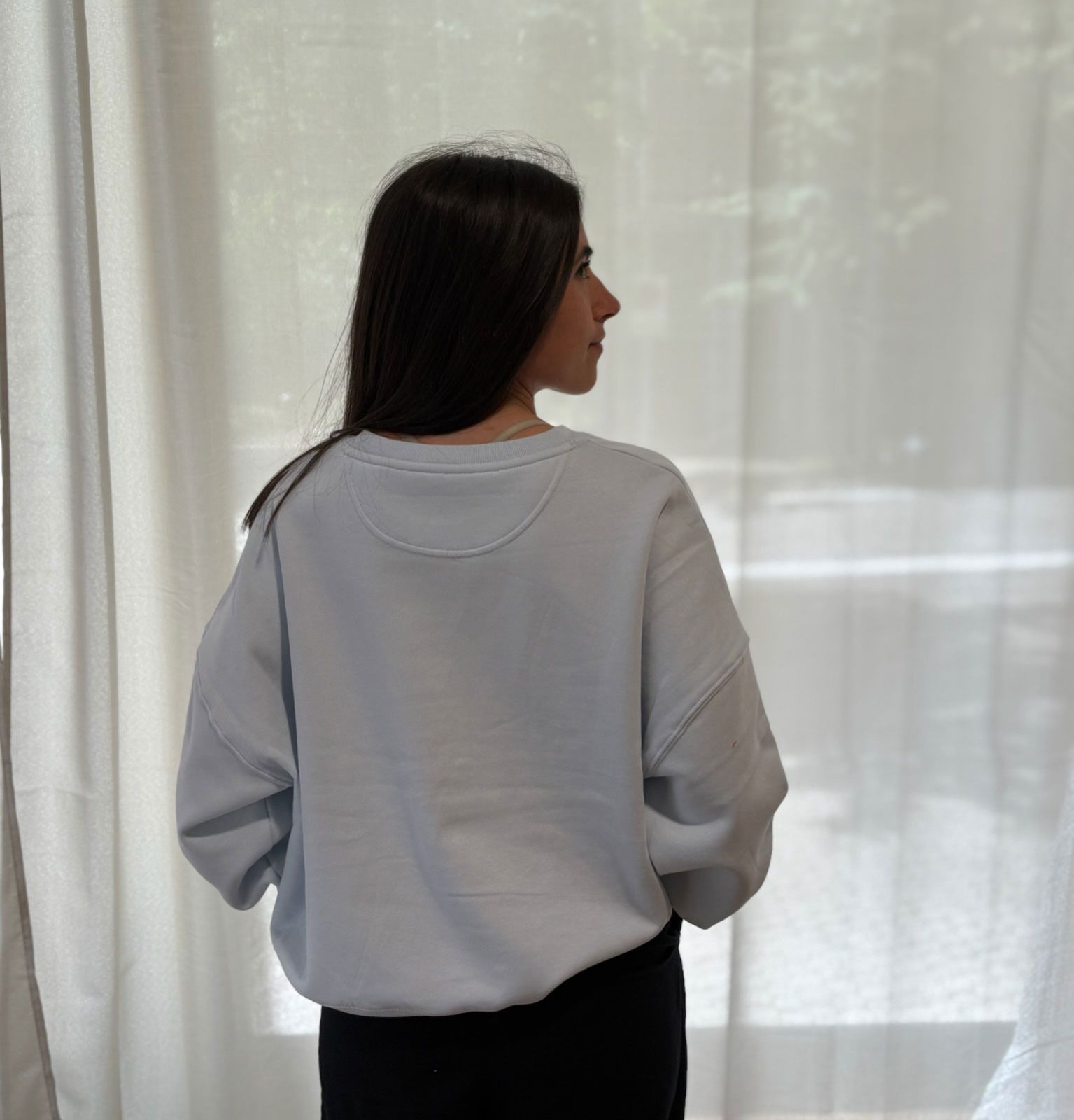 wp-content/uploads/2026/06/sudadera-grisa2.jpg