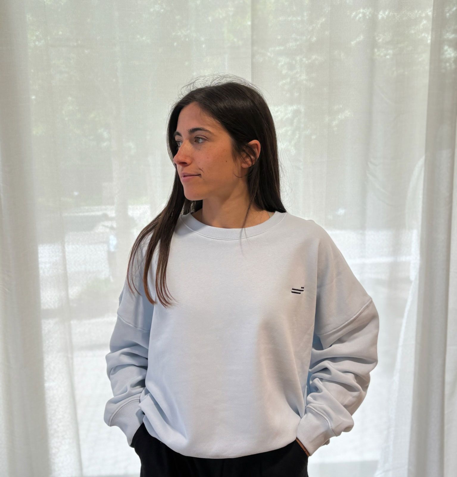 wp-content/uploads/2026/06/sudadera-grisa.jpg