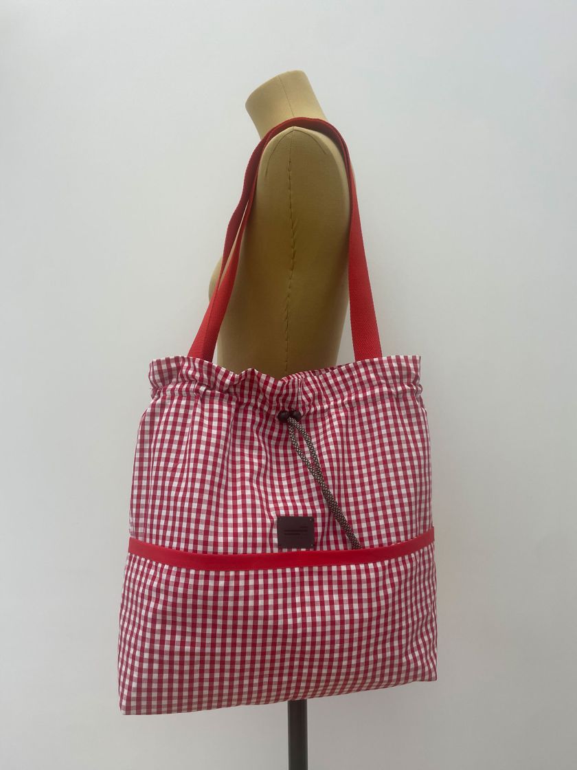 wp-content/uploads/2026/06/bolso-rojo-vichy-grande.jpg